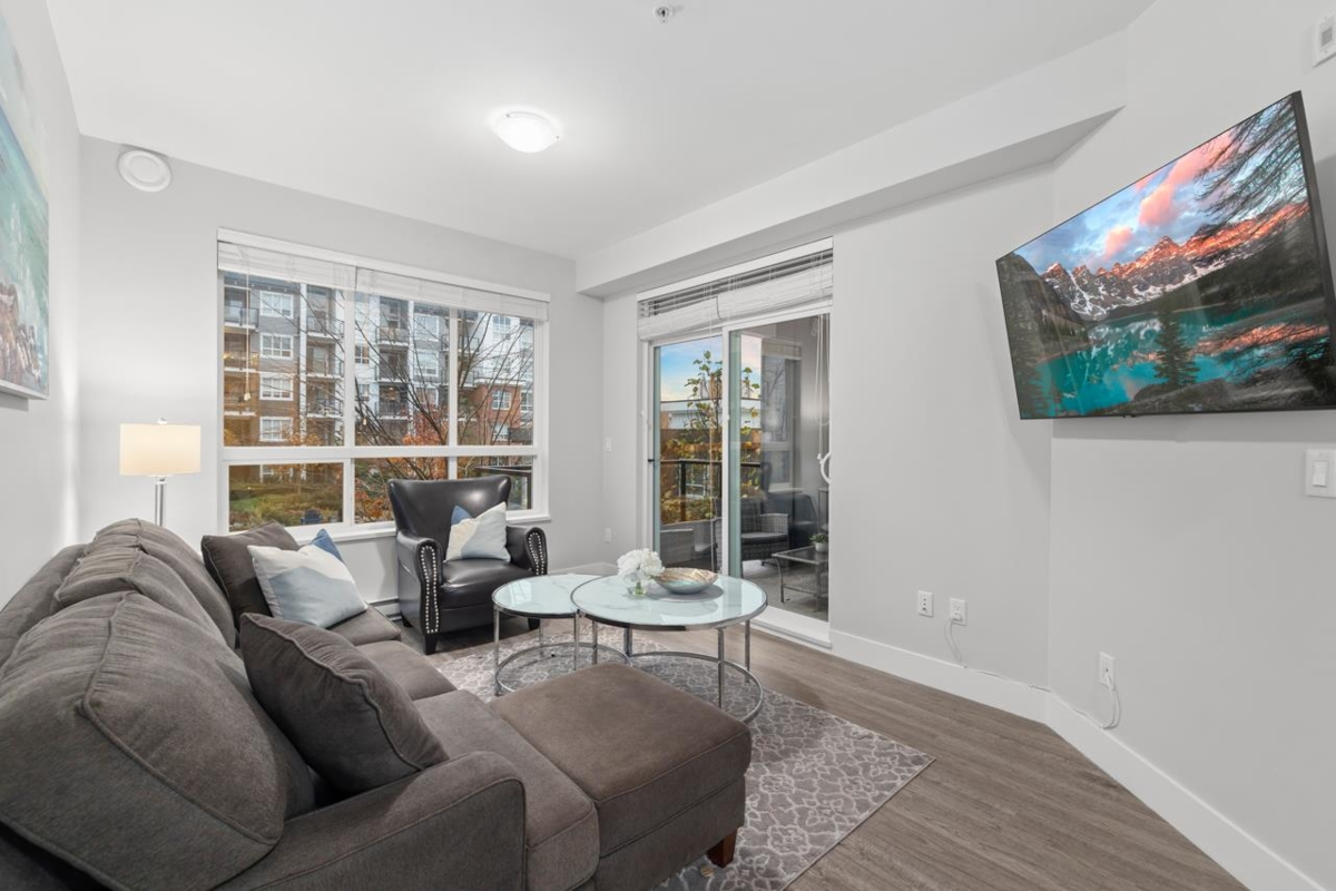 Family Room Photo of 4317 2180 Kelly Avenue, Port Coquitlam, BC