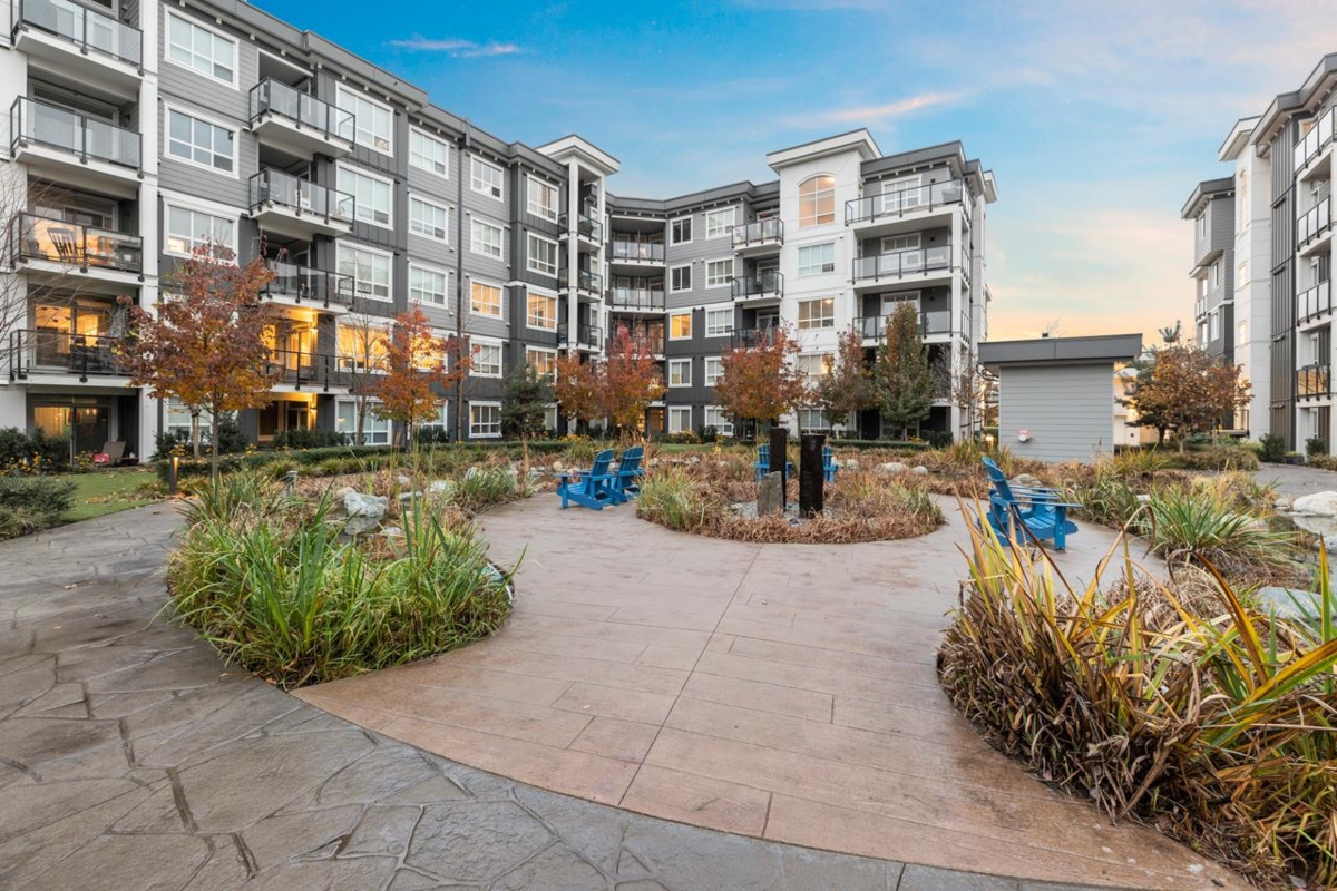 Front Yard Photo of 4317 2180 Kelly Avenue, Port Coquitlam, BC