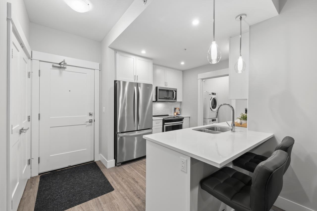 Primary Bedroom Photo of 4317 2180 Kelly Avenue, Port Coquitlam, BC