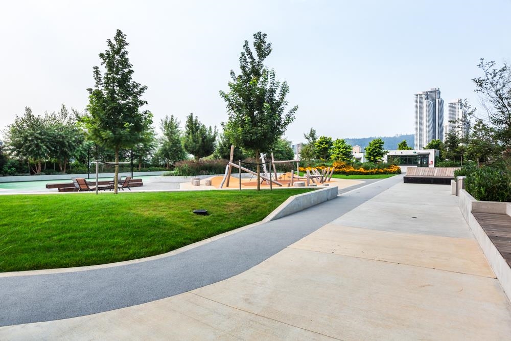 Hallway Photo of 1305 318 Alderson Avenue, Coquitlam, BC