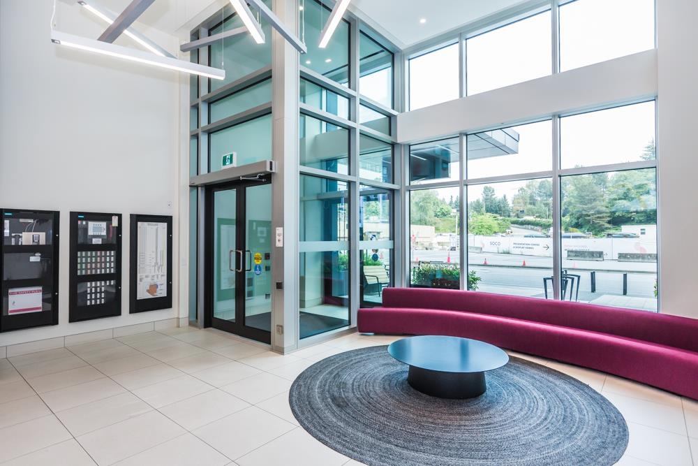 Kitchen Island Photo of 1305 318 Alderson Avenue, Coquitlam, BC
