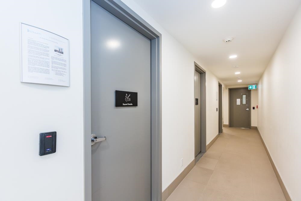 Laundry Room Photo of 1305 318 Alderson Avenue, Coquitlam, BC