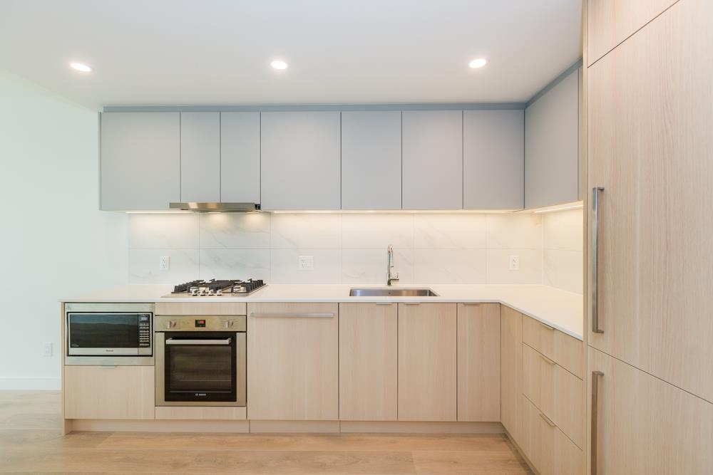 Primary Bathroom Photo of 1305 318 Alderson Avenue, Coquitlam, BC