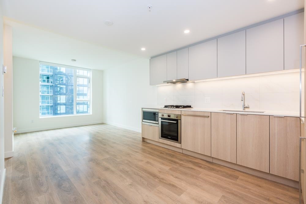 Primary Bedroom Photo of 1305 318 Alderson Avenue, Coquitlam, BC