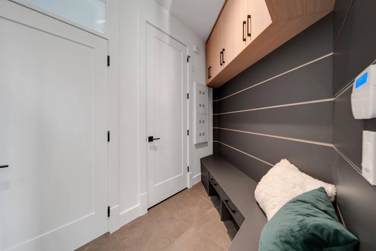 Front Yard Photo of 9500 Finn Road, Richmond, BC