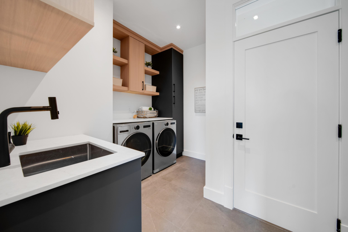 Garden / Landscaping Photo of 9500 Finn Road, Richmond, BC