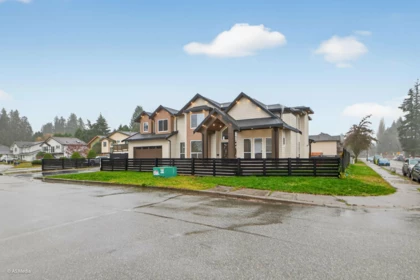21010 119 Avenue, Maple Ridge, BC