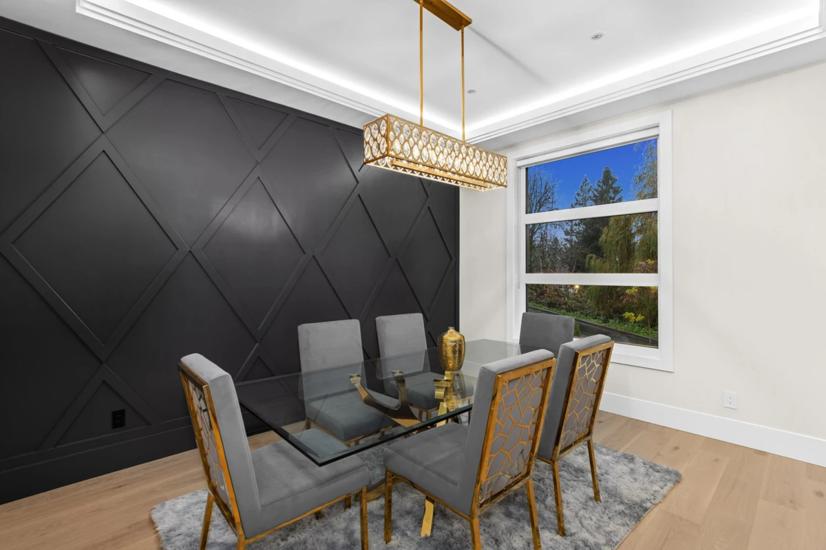 Kitchen Photo of 17568 102 Avenue, Surrey, BC