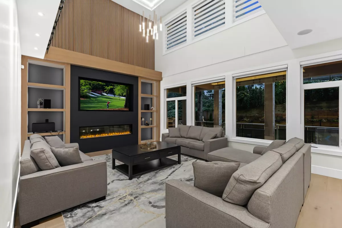 Powder Room Photo of 17568 102 Avenue, Surrey, BC