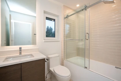 Entry Foyer Photo of 1026 Belmont Avenue, North Vancouver, BC