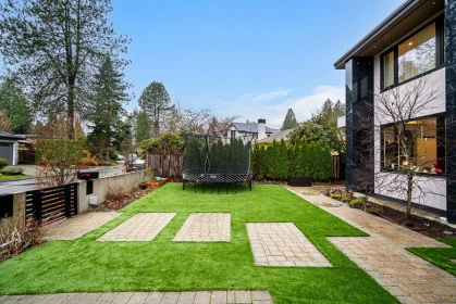1026 Belmont Avenue, North Vancouver, BC