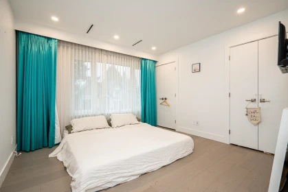 Hallway Photo of 1026 Belmont Avenue, North Vancouver, BC