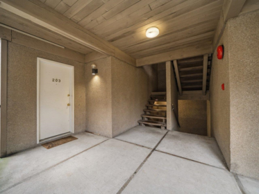 203 9133 Capella Drive, Burnaby, BC, Burnaby — Apartment/Condo for sale