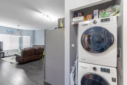 Basement Recreation Room Photo of 8298 151a Street, Surrey, BC