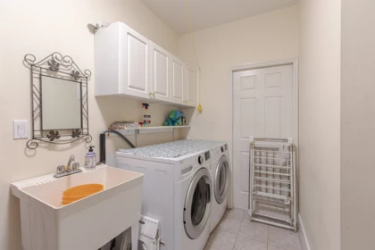 Guest Bathroom Photo of 8298 151a Street, Surrey, BC