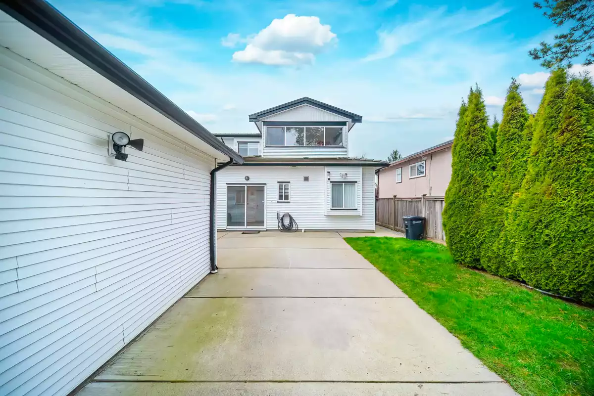Family Room Photo of 7150 Canada Way, Burnaby, BC