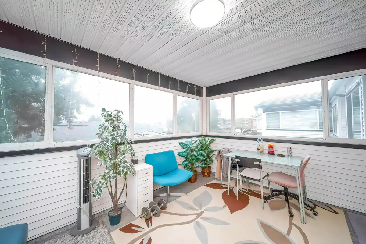 Hot Tub / Spa Photo of 7150 Canada Way, Burnaby, BC