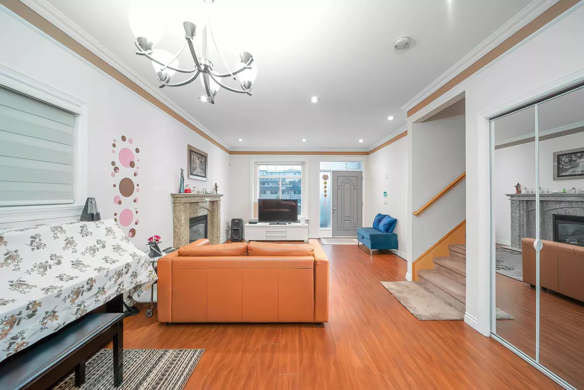 Office / Den Photo of 7150 Canada Way, Burnaby, BC