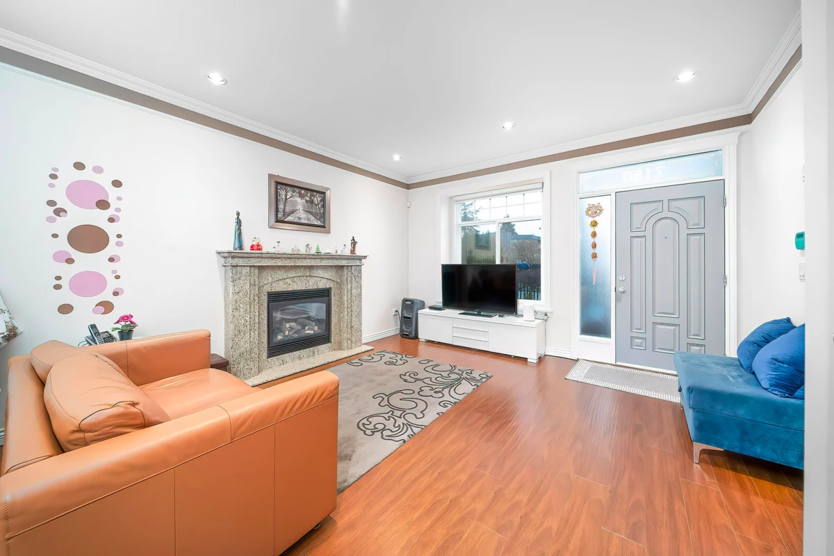 Pantry Photo of 7150 Canada Way, Burnaby, BC