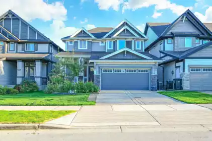 20382 83a Avenue, Langley, BC, Langley — Single Family Residence for sale