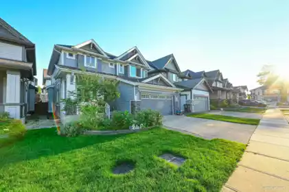 Hot Tub / Spa Photo of 20382 83a Avenue, Langley, BC