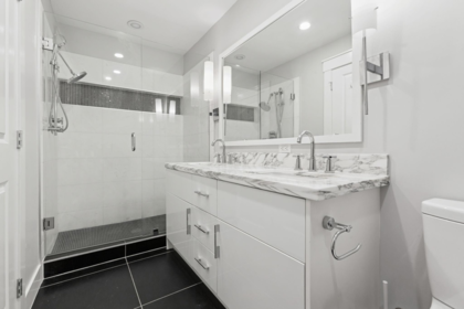 Kitchen Photo of 5961 Oak Street, Vancouver, BC