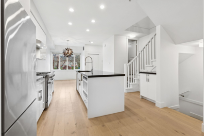 5961 Oak Street, Vancouver, BC, Vancouver — Townhouse for sale