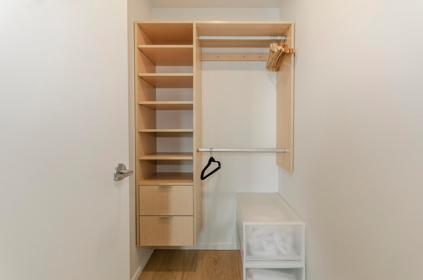 Powder Room Photo of 2205 1568 Alberni Street, Vancouver, BC
