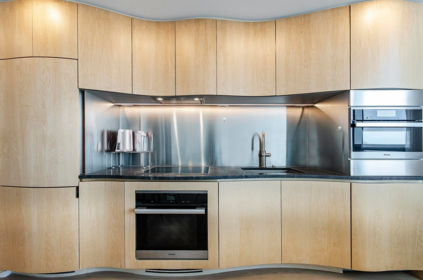 Walk-In Closet Photo of 2205 1568 Alberni Street, Vancouver, BC