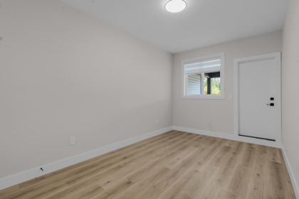 Mudroom Photo of 32711 Antelope Avenue, Mission, BC