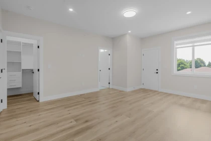 Powder Room Photo of 32711 Antelope Avenue, Mission, BC