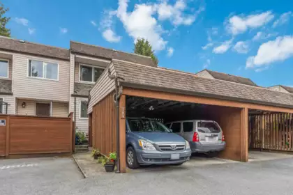 305 5074 201a Street, Langley, BC, Langley City — 3 bed townhouse for sale