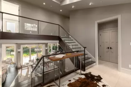 2566 Marine Drive, West Vancouver, BC, West Vancouver — Single Family Residence for sale