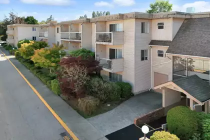 Outdoor Deck Photo of 223 11806 88 Avenue, Delta, BC