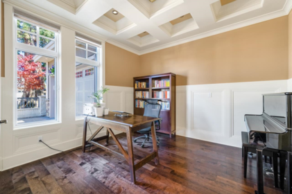 Kitchen Island Photo of 6331 Bellflower Drive, Richmond, BC