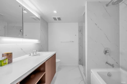 Guest Bathroom Photo of 1105 3131 Ketcheson Road, Richmond, BC