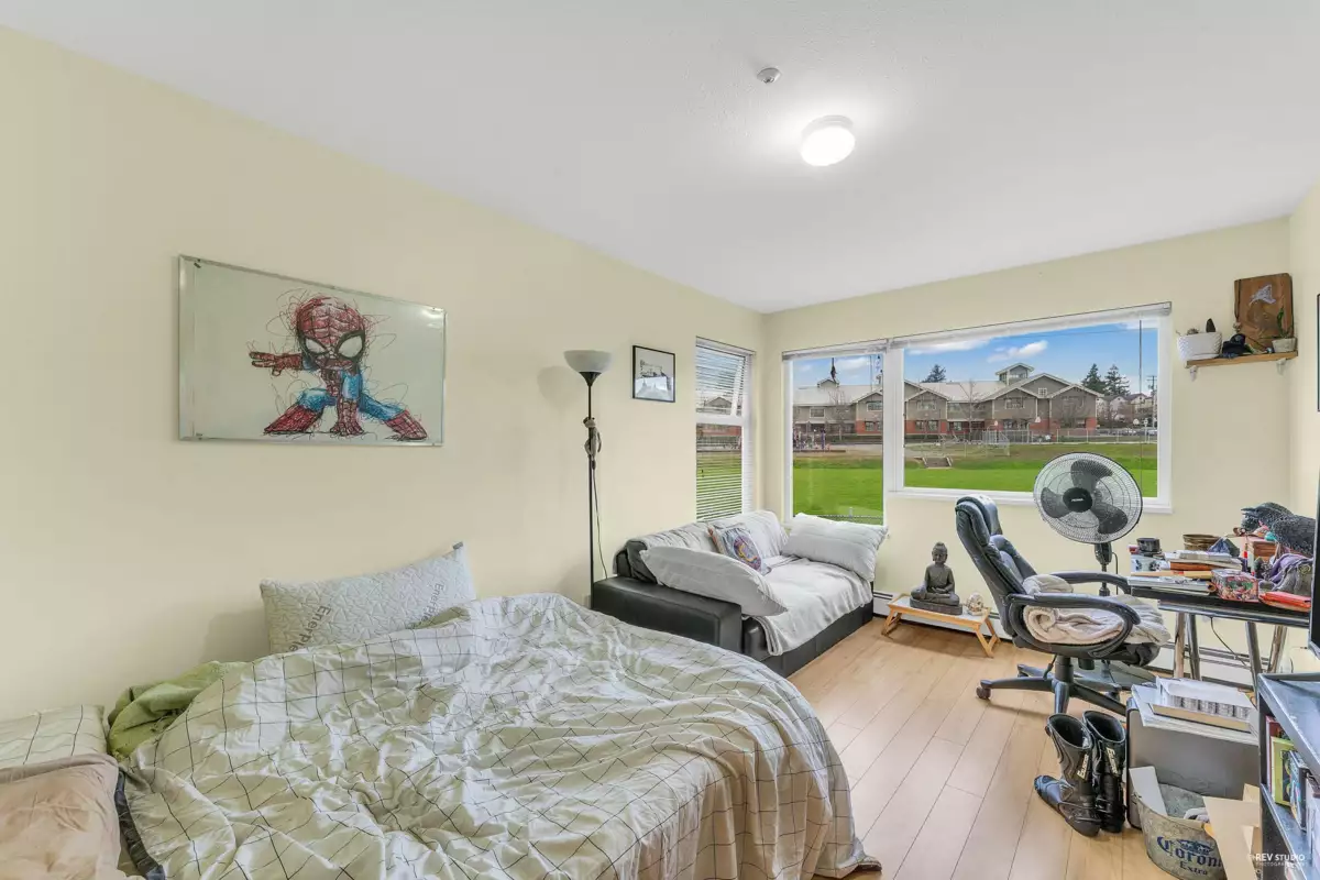 Bedroom 3 Photo of 204 15233 Pacific Avenue, White Rock, BC