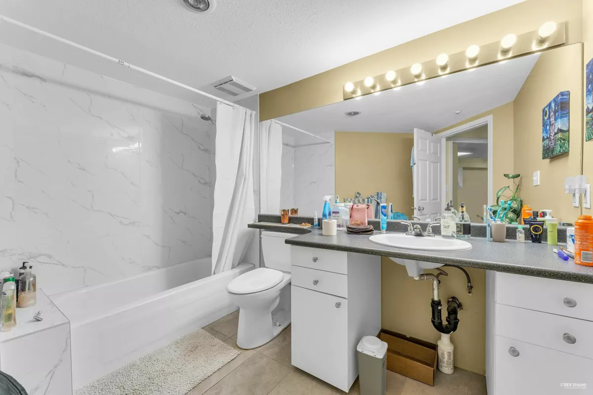 Office / Den Photo of 204 15233 Pacific Avenue, White Rock, BC