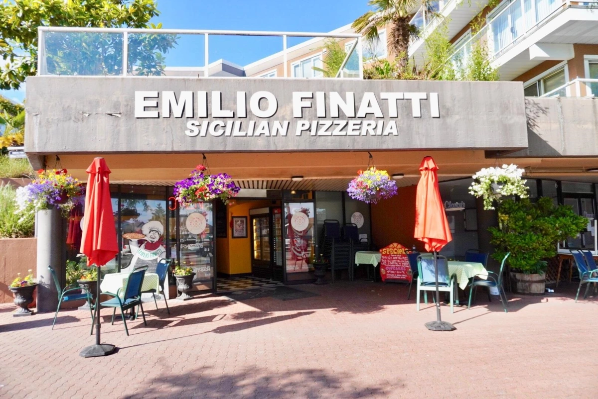 Outdoor Deck Photo of 204 15233 Pacific Avenue, White Rock, BC