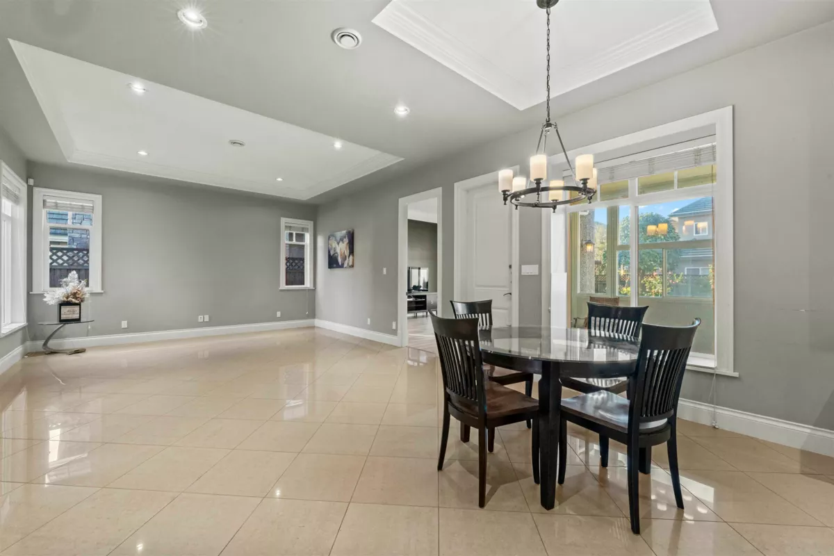 Front Yard Photo of 9131 Desmond Road, Richmond, BC