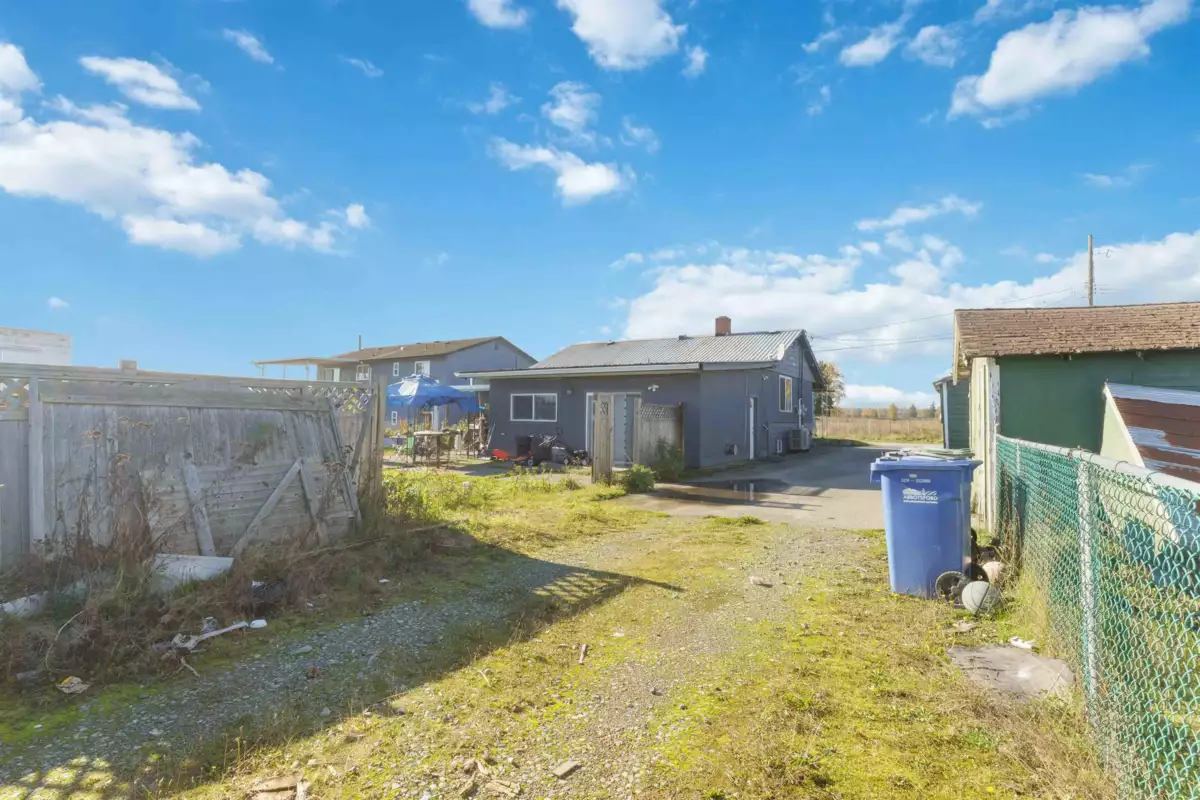 Pantry Photo of 1860 Queen Street, Abbotsford, BC
