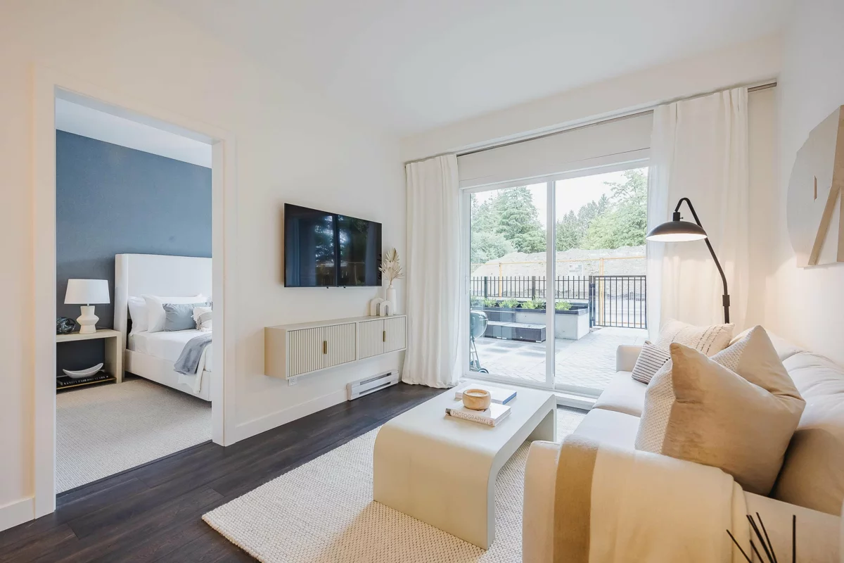 Dining Area Photo of 513 32174 George Ferguson Way, Abbotsford, BC