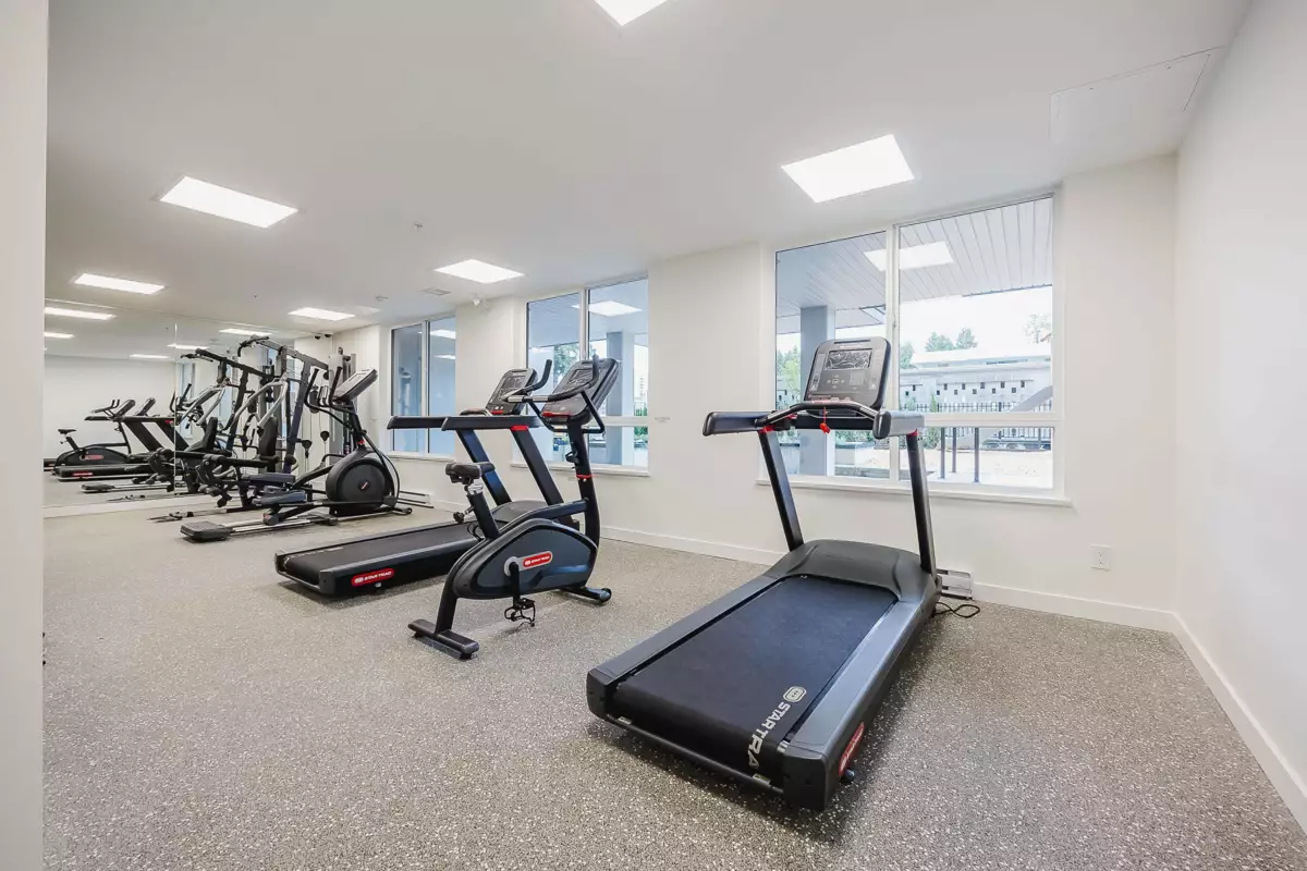 Entry Foyer Photo of 513 32174 George Ferguson Way, Abbotsford, BC