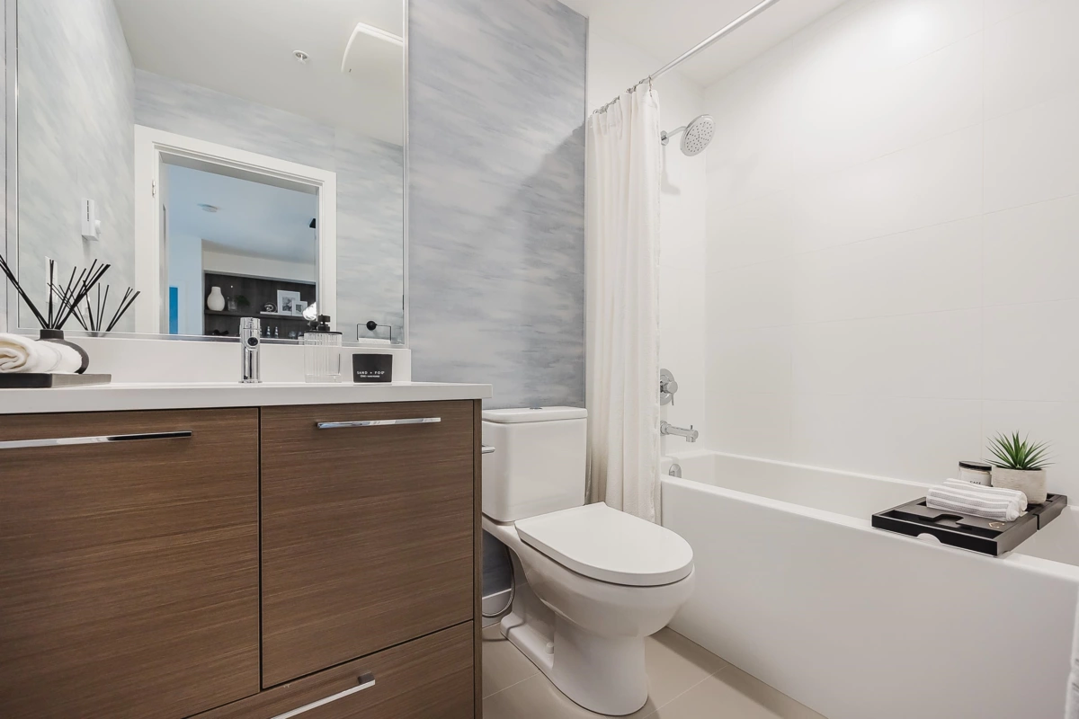 Walk-In Closet Photo of 513 32174 George Ferguson Way, Abbotsford, BC