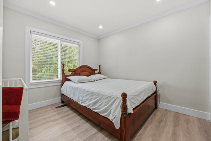 Breakfast Nook Photo of 7983 Suncrest Drive, Burnaby, BC