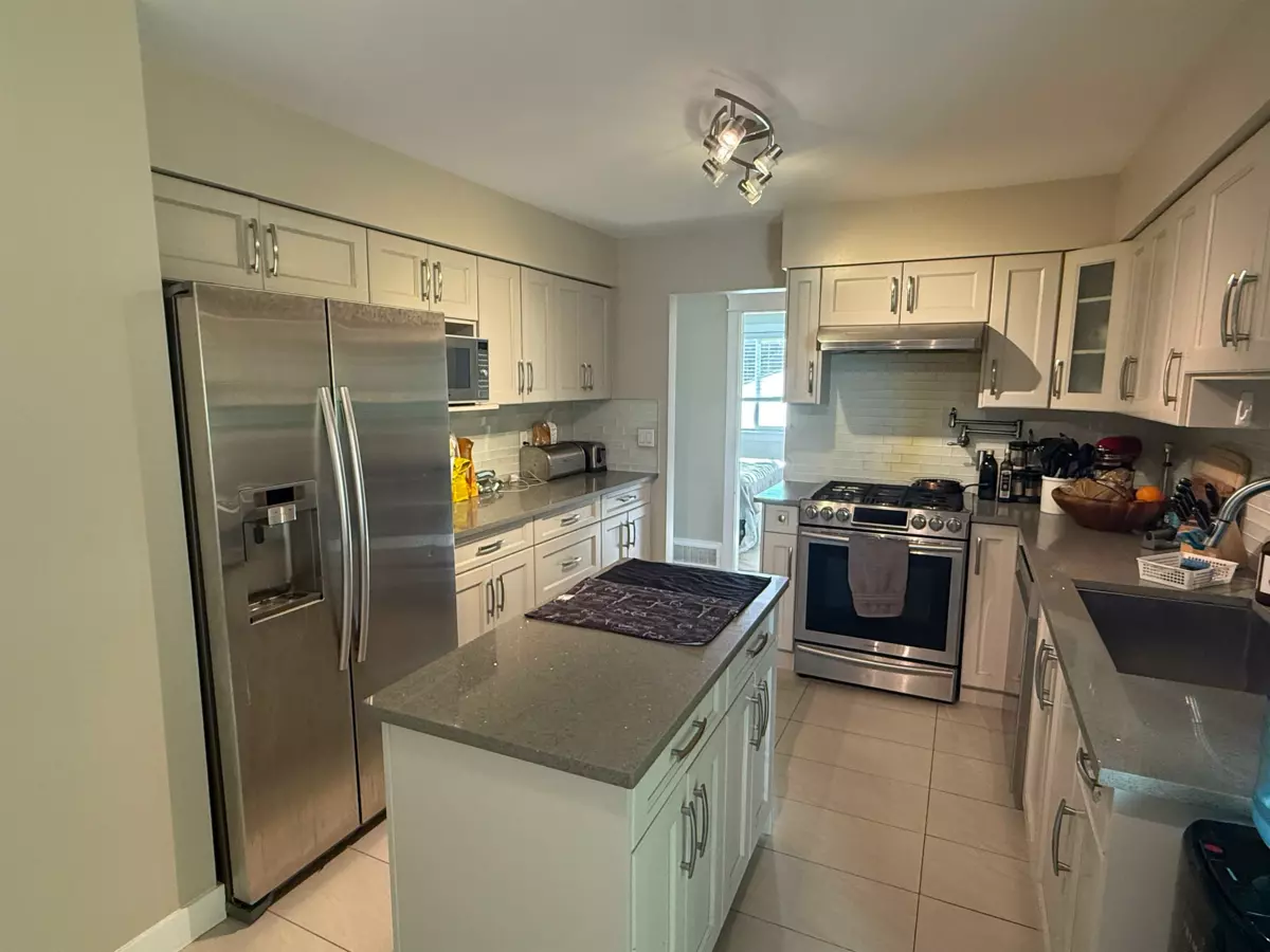 Pantry Photo of 9043 155 Street, Surrey, BC