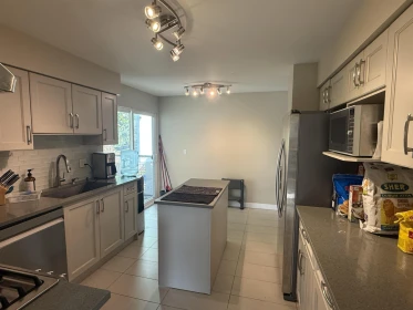 Kitchen Island Photo of 9043 155 Street, Surrey, BC
