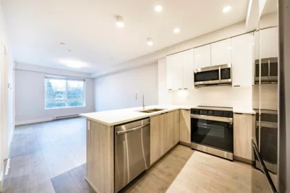 204 20061 Fraser Highway, Langley, BC, Langley — Apartment/Condo for sale