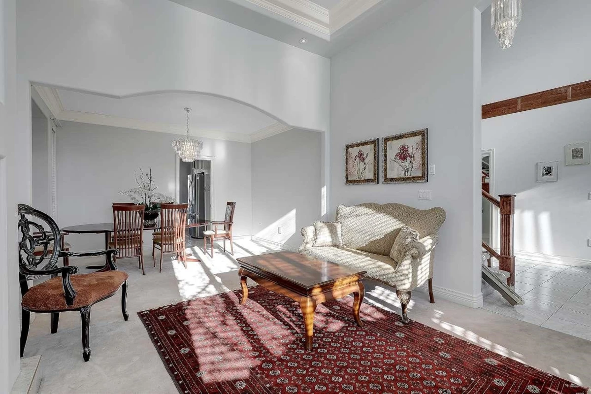 Family Room Photo of 13761 59a Avenue, Surrey, BC