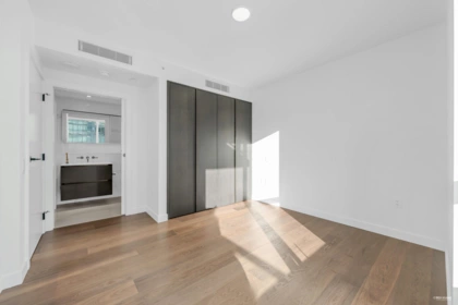 Hallway Photo of 1602 620 Cardero Street, Vancouver, BC